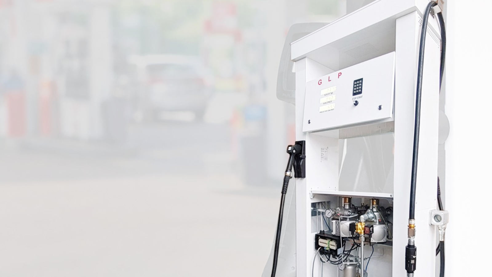 Aprende cómo instalar un dispensador de GLP, qué requisitos necesitas, cómo funciona su infraestructura y qué mantenimiento exige.